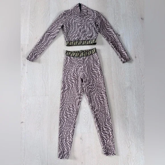 Fendi Geometric Matching Leggings Set - Brown and Black size XS/S - Picture 13 of 16